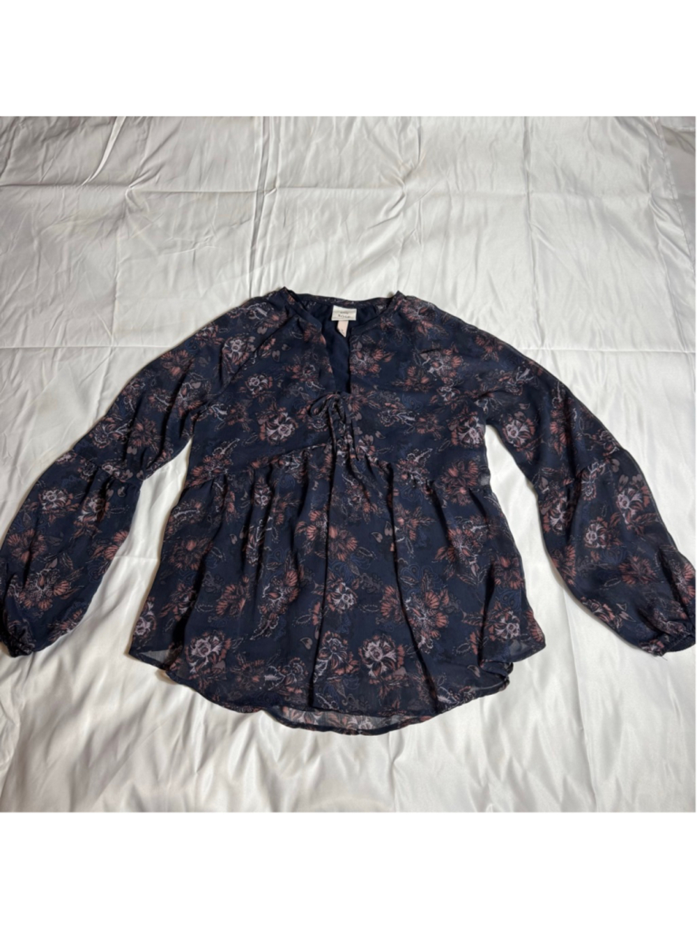 Women's Knox Rose Navy Floral Long Sleeve Blouse M